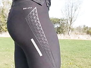 Tight Gym Leggings Ass On Show