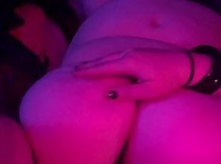 BBW Fingers Her Pussy