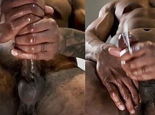 Closeup male solo masturbation… jacked forearms & plenty of cum.